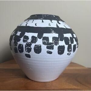 VTG matte  black and glossy white hand painted ceramic vase